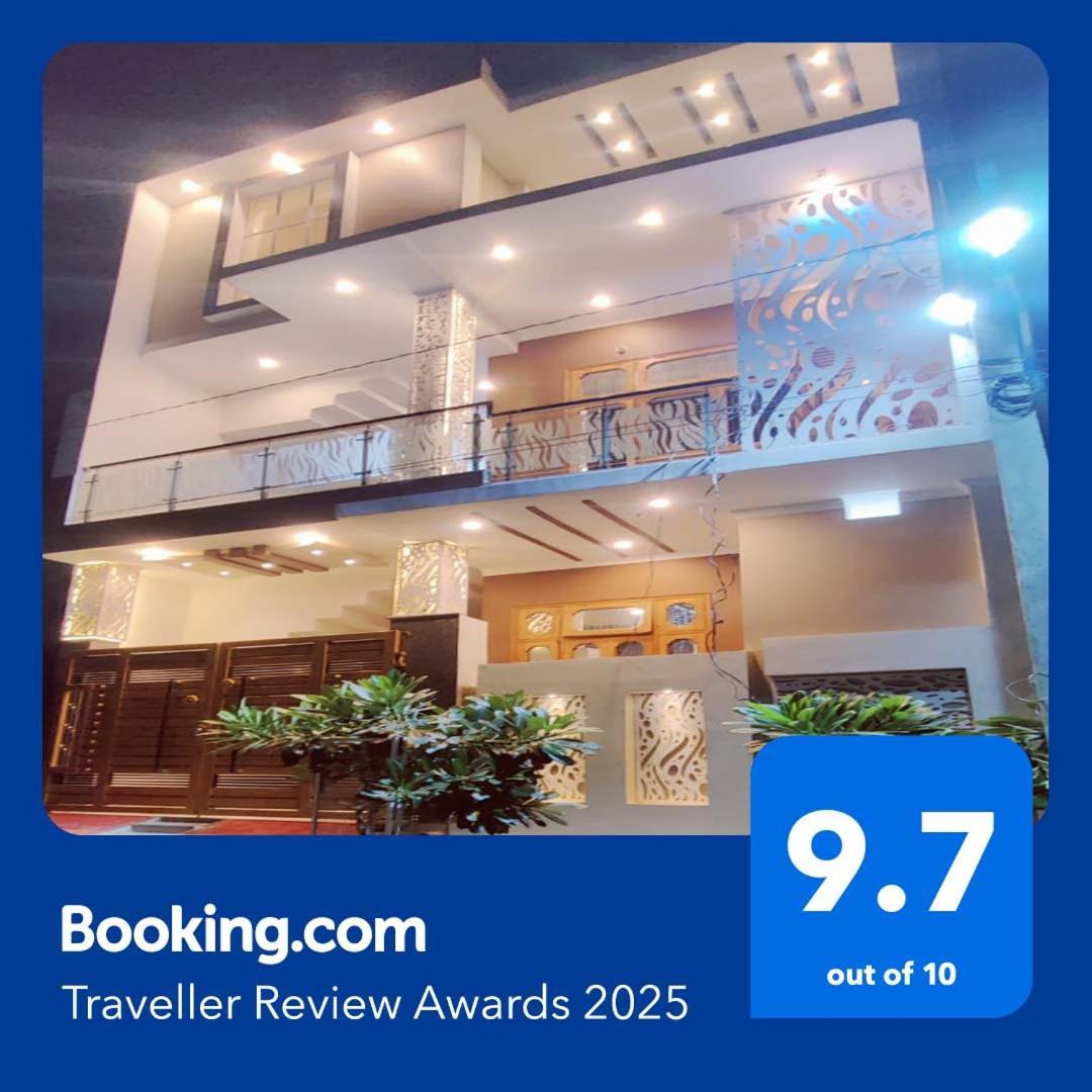 לקנאו Blessing'S Home Stay 4 Bedroom Luxury Villa מראה חיצוני תמונה