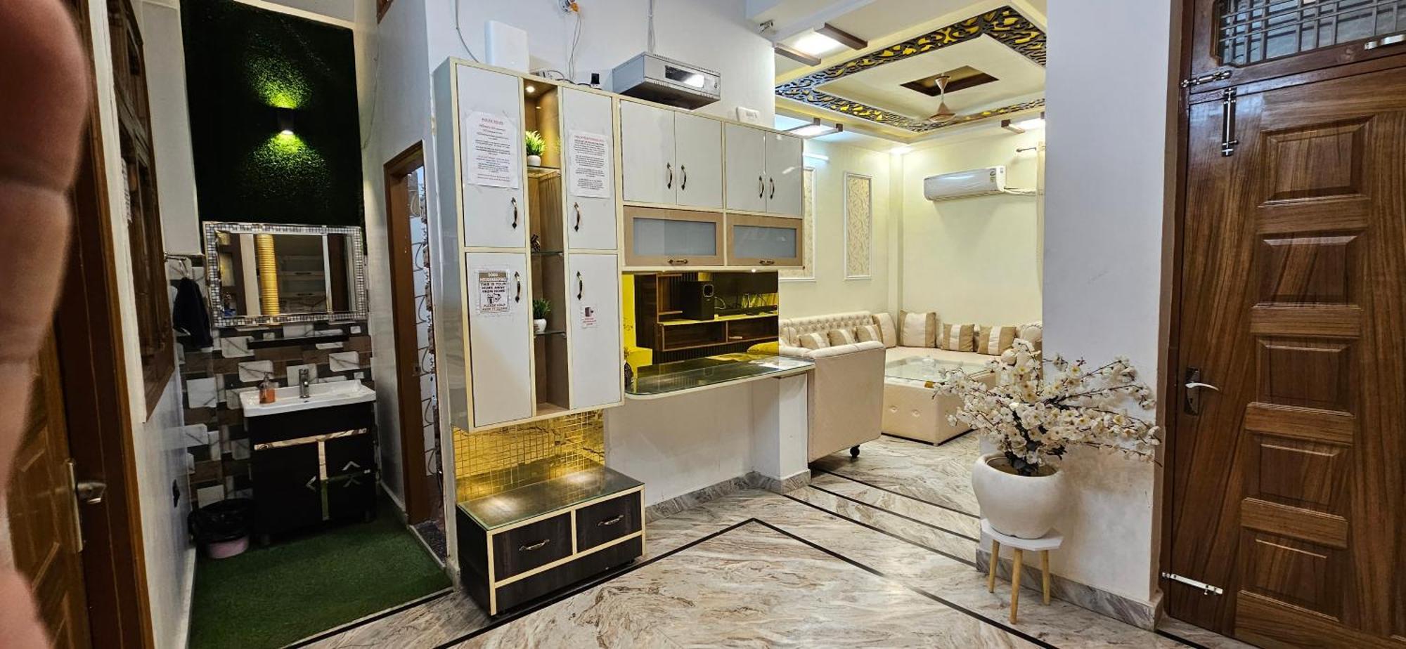 לקנאו Blessing'S Home Stay 4 Bedroom Luxury Villa מראה חיצוני תמונה